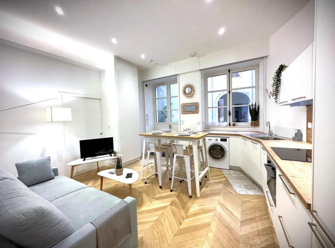 Hypercentre 2 A 4 Pers, Calme & Cosy Avec Terrasse Privee Apartment Nantes